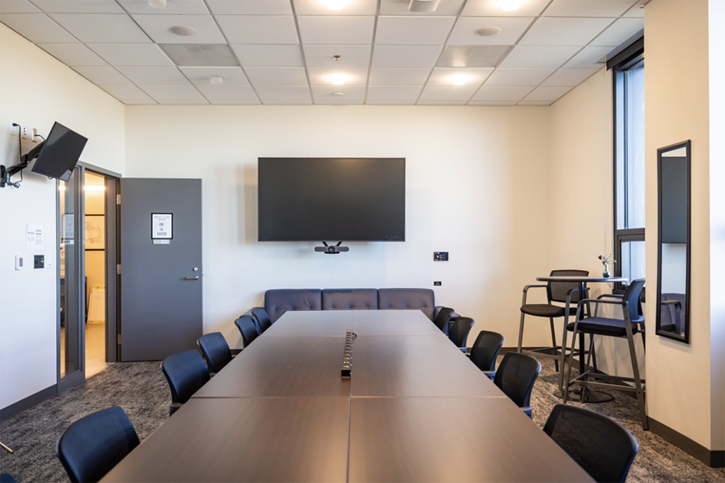 green-room-screen-rental