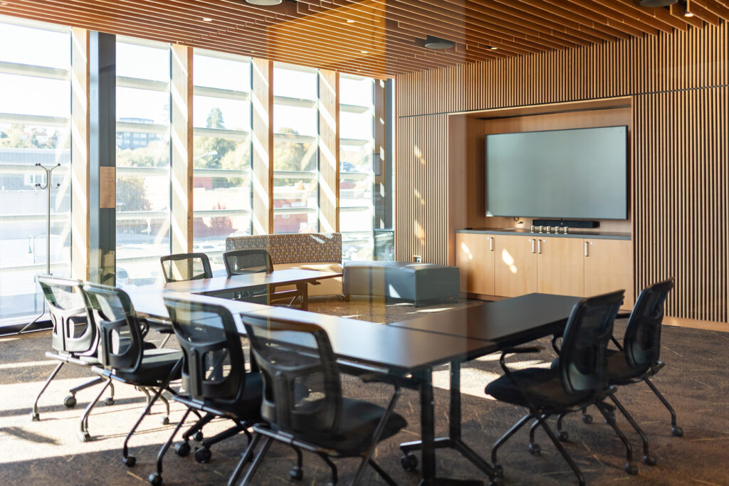 mcgraw-room-field-hall