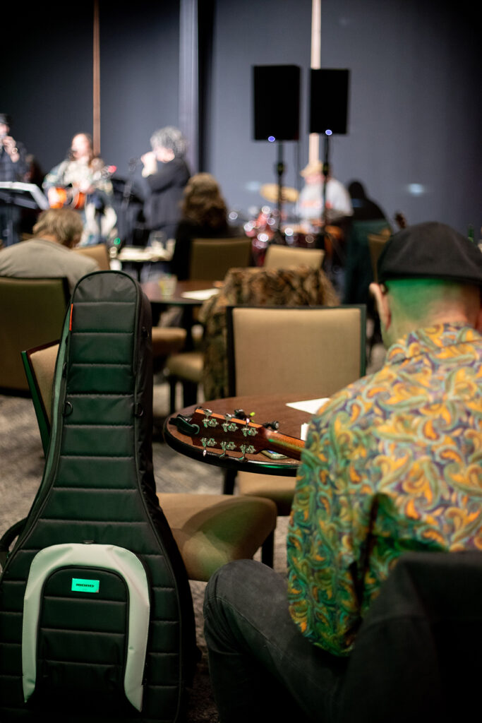 port-angeles-open-mic-olympic-peninsula