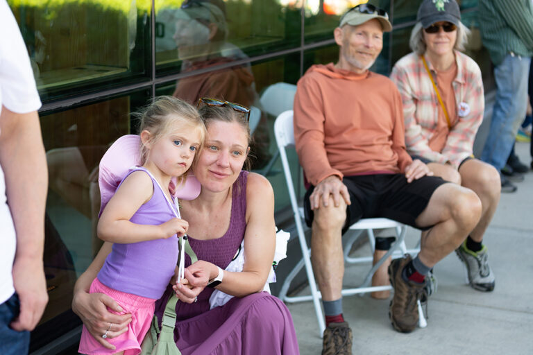 field-arts-events-hall-field-day-family-portrait-attendees-port-angeles-20
